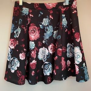 Like New Floral Skater Skirt